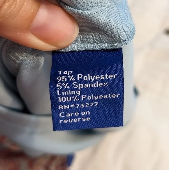 Apt. 9 sleeveless top with slightly sheer shoulder panel size small - Picture 8 of 10